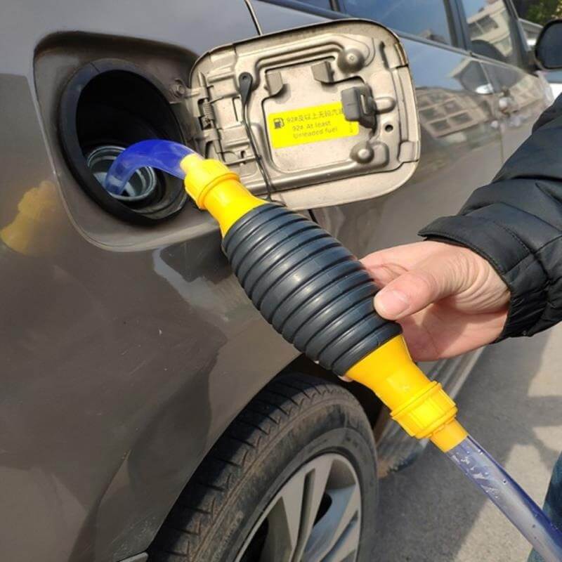 Manual fuel pump