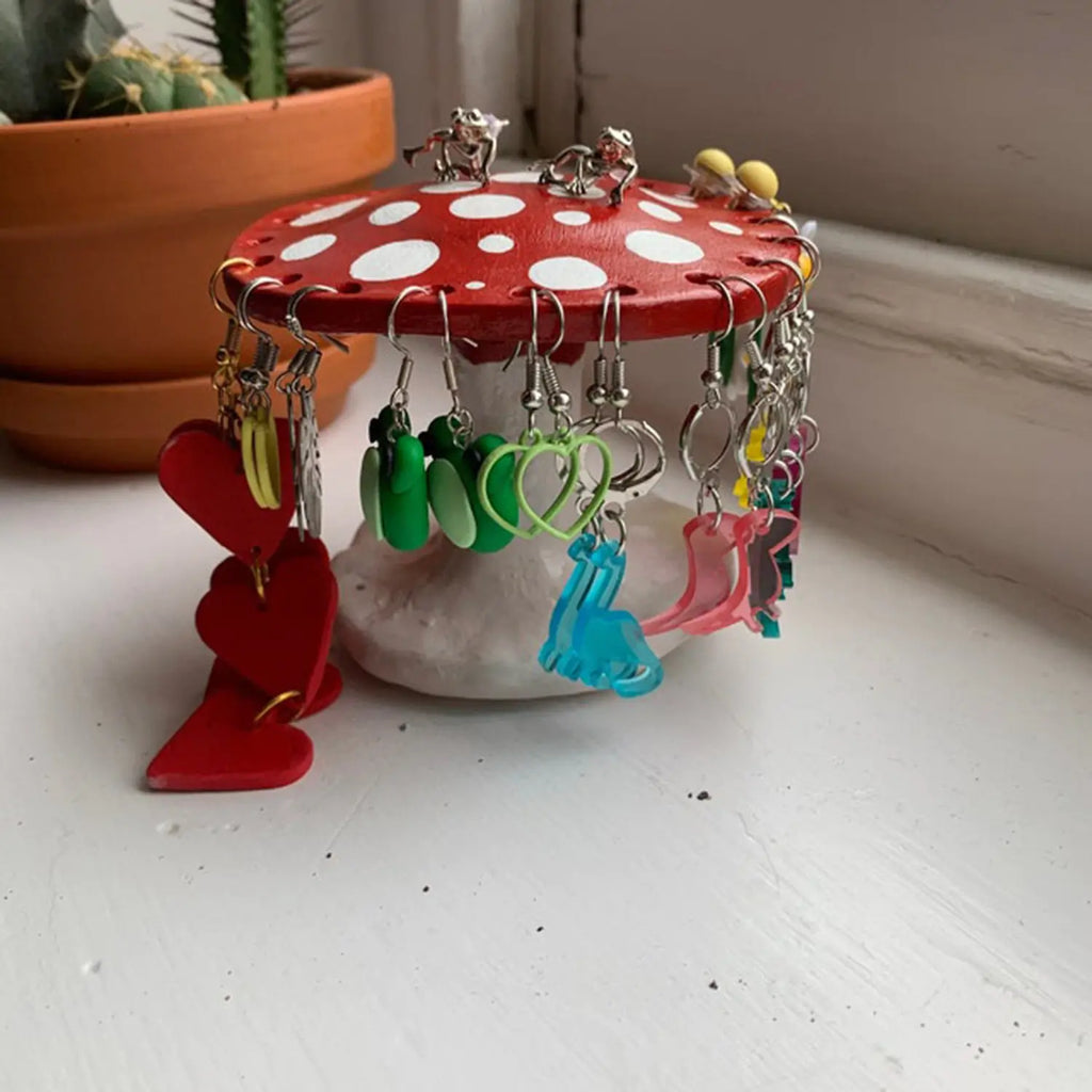 Mushroom jewelry holder