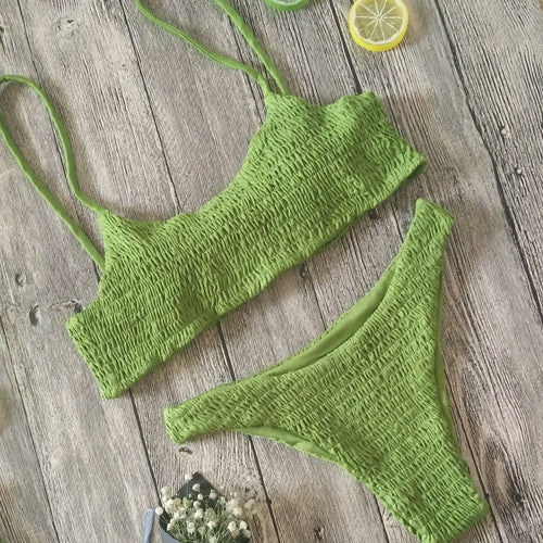 Bikinini-sett med plissédetaljer