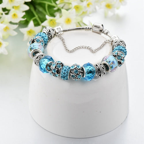 Armbånd med blå krystaller