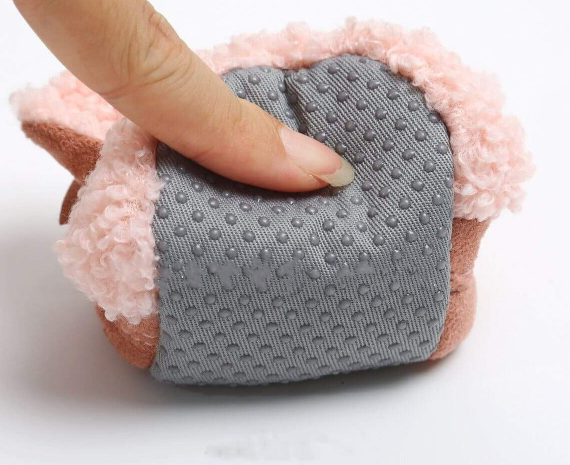 Lamb design baby shoes