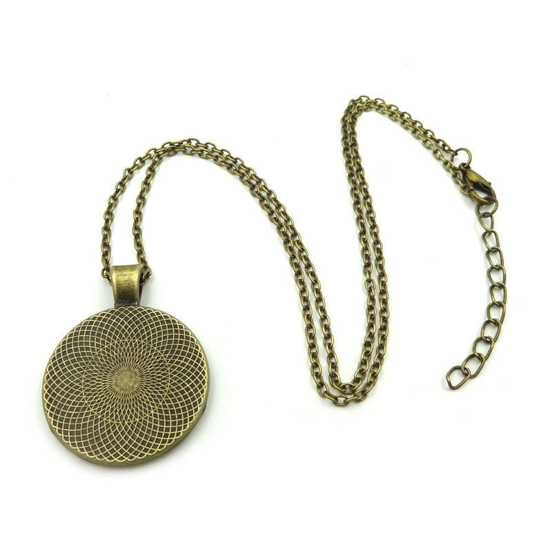 World Map Necklace PREMIUM